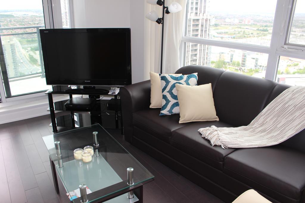 Elite Suites Місісаґа Екстер'єр фото
