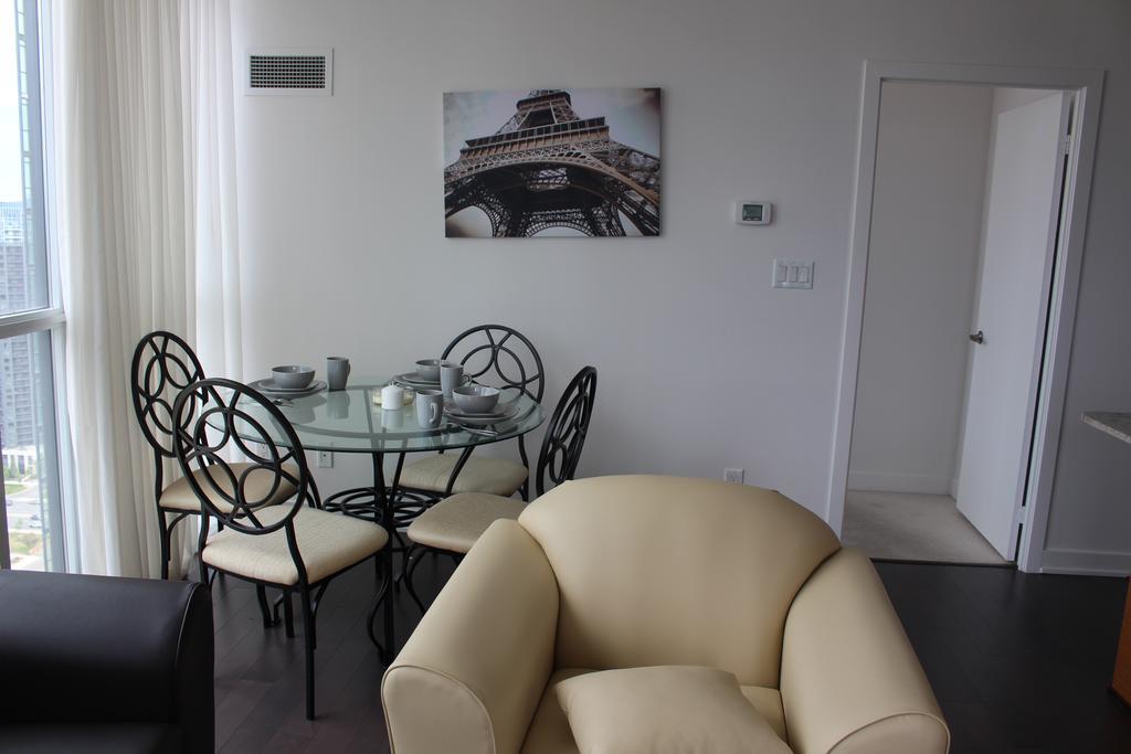 Elite Suites Місісаґа Екстер'єр фото