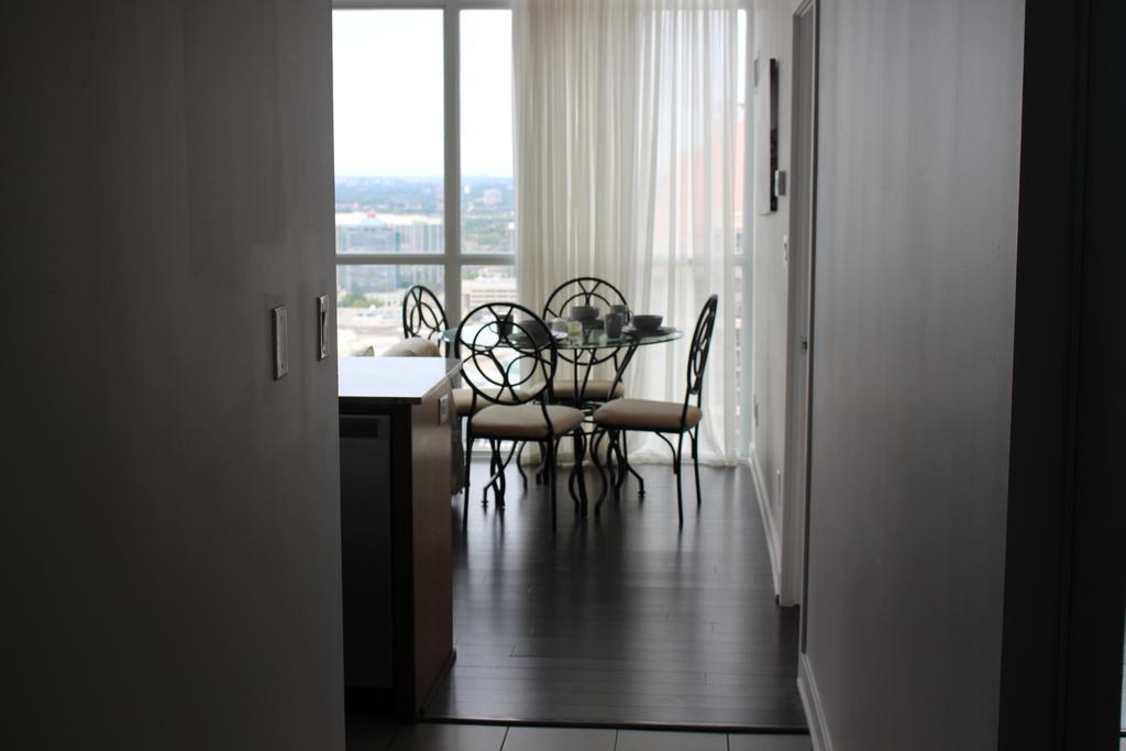 Elite Suites Місісаґа Екстер'єр фото